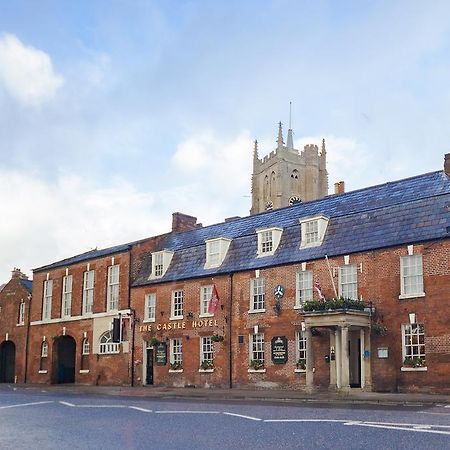 Castle Hotel Devizes Exterior photo